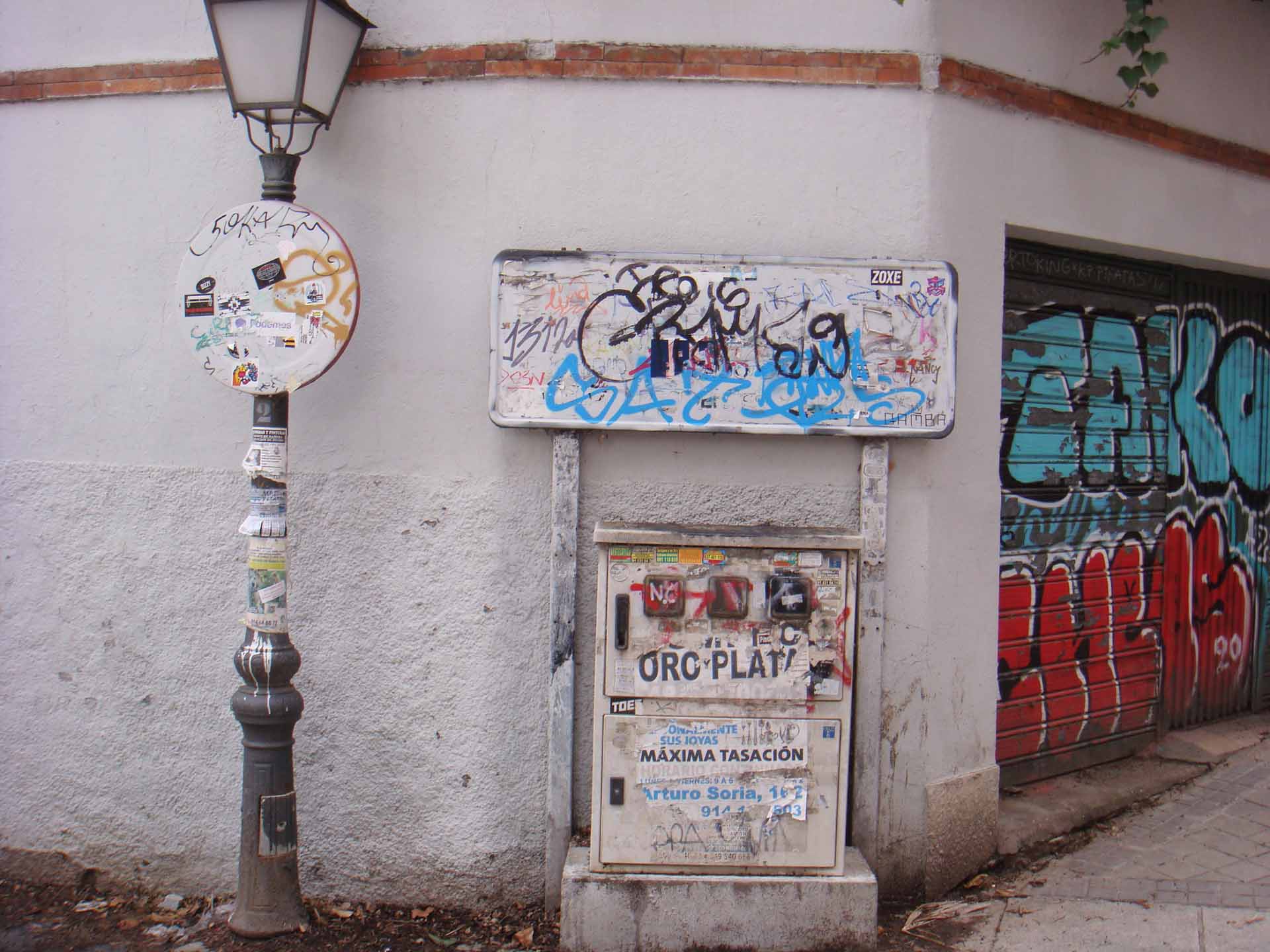 Urban Colors by Cybershot DSC-T20